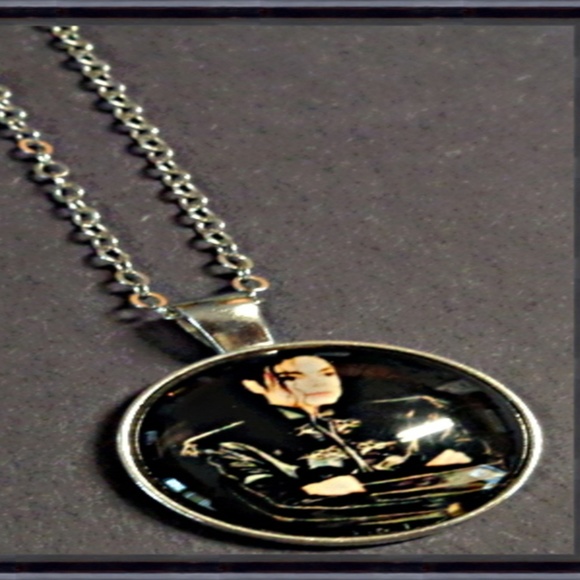 Other - Silver Tone Michael Jackson Inspired Necklace